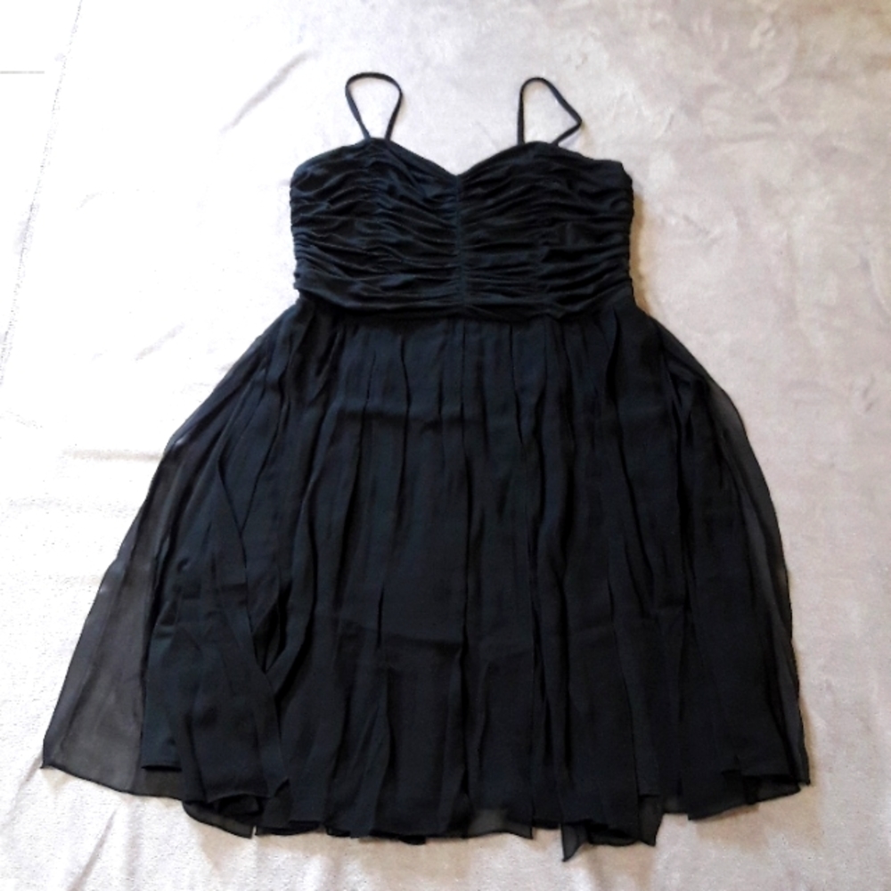 MAGGY LONDON classic blk dress silk over skirt not worn sz14W